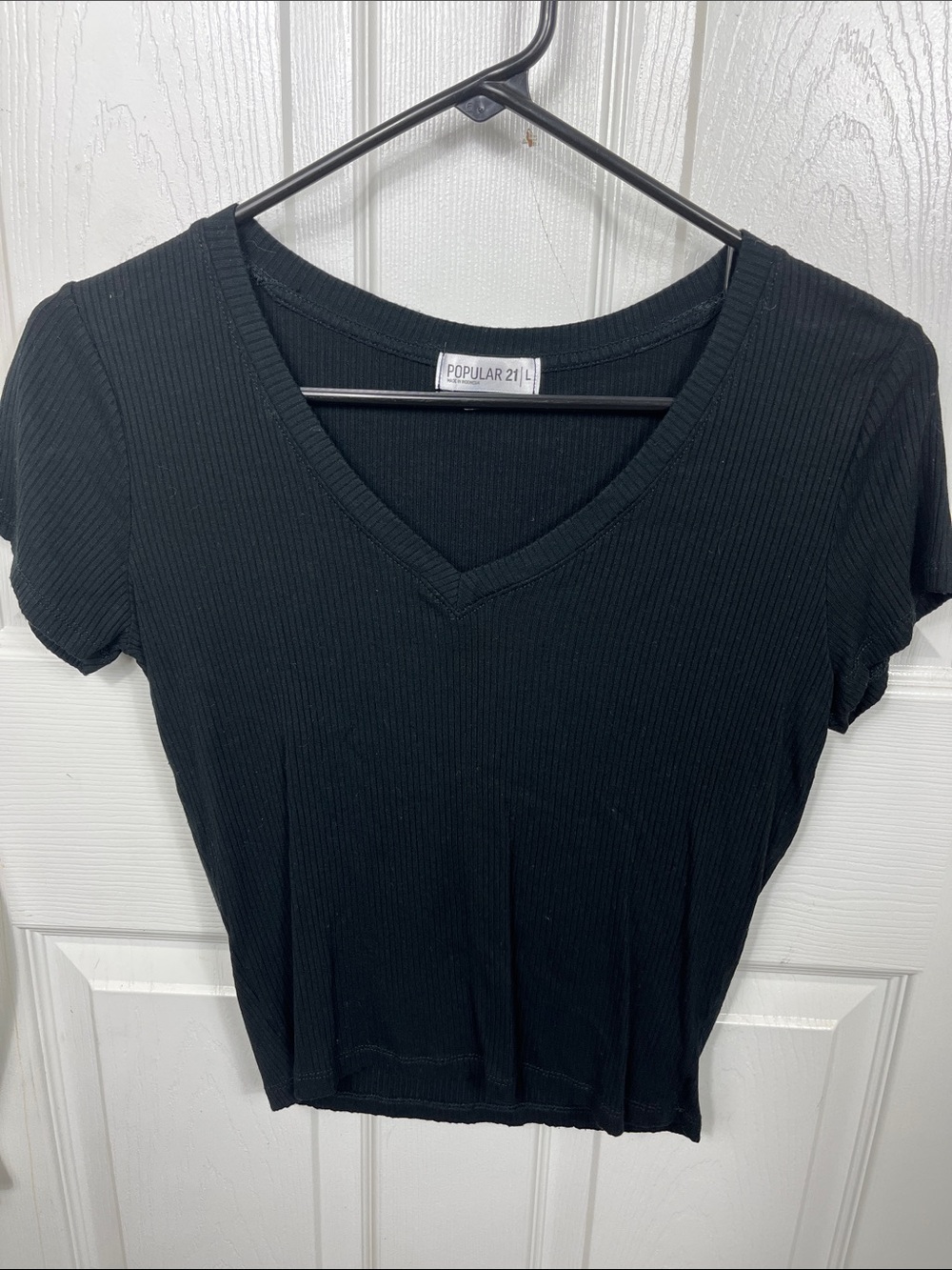 Popular 21 Black Ribbed V-Neck Crop Top Size L Fitted Stretch